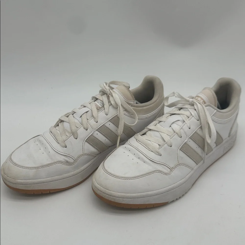 adidas HOOPS 3.0 BASKETBALL LOW Footwear White Metal-Gray Mens Size 11.0